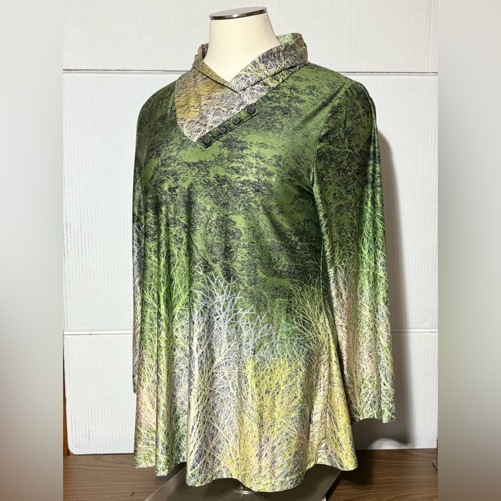 NWT Lilly by Firmiara SZ 3XL long sleeve blouse closure at neck adds ele…